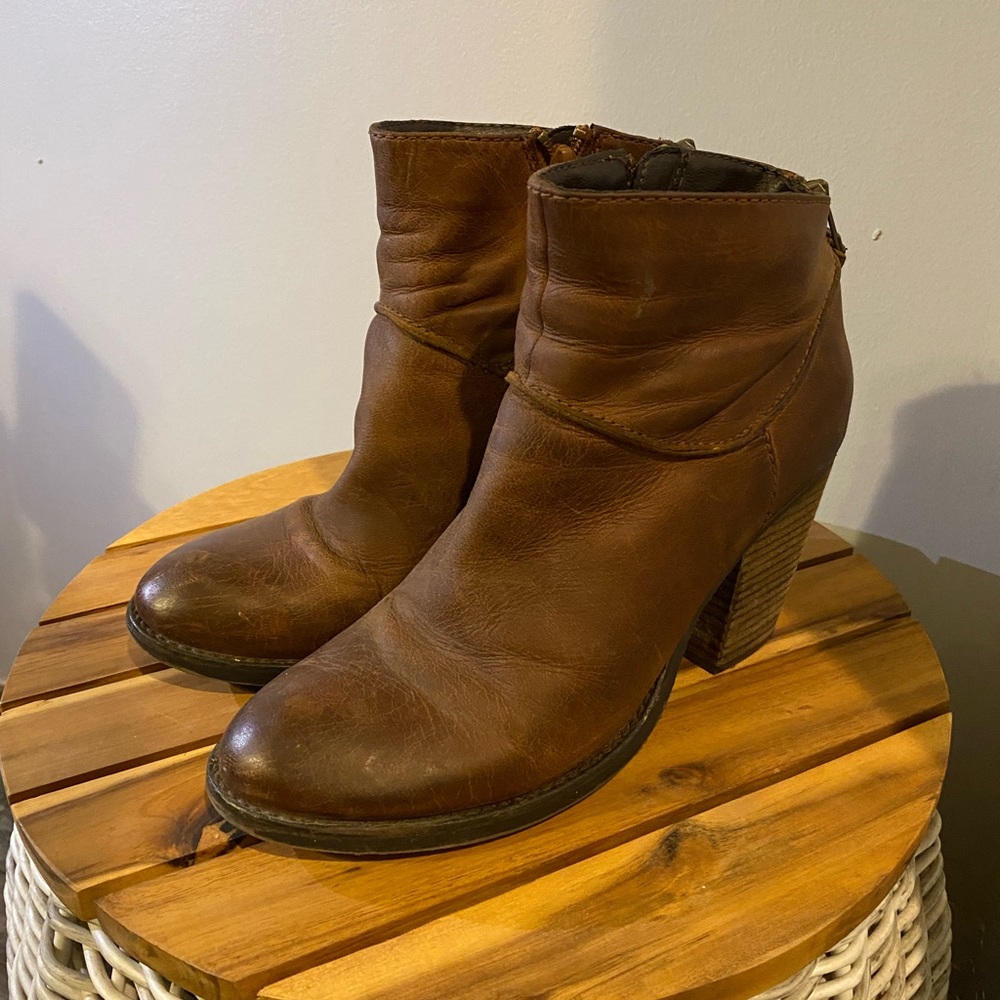 STEVE MADDEN Brown Leather Ankle Boots